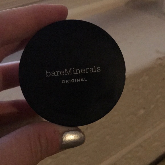 Bare Minerals Fairly Medium 05 Powder Foundation